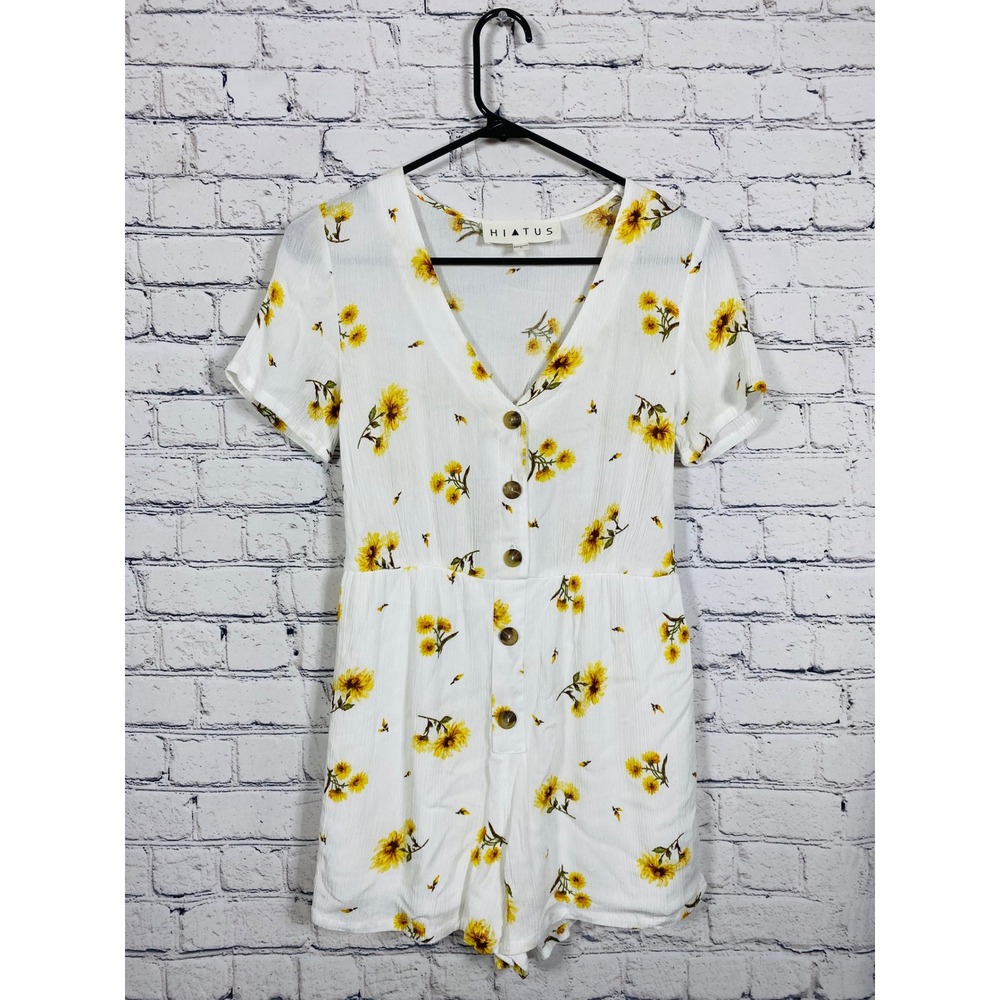 Hiatus Romper Women's XS White Yellow Floral Button Front V-Neck Short Sleeve